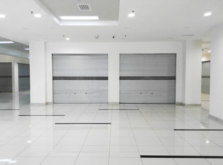 Commercial Garage Door Opener Repair Company in Miami
